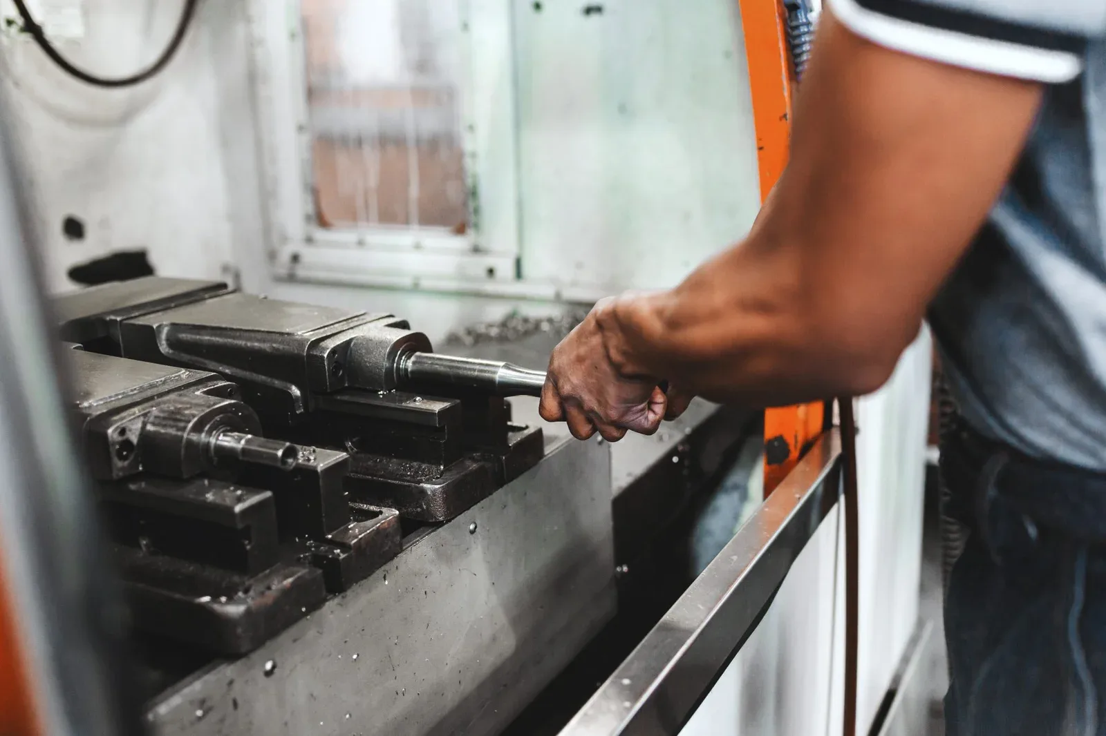 Precision machining on the workshop floor